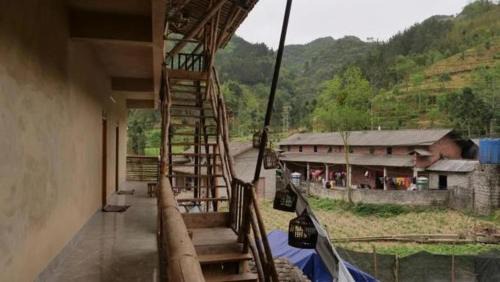Dong Van Hotel | Homestay nhà pao