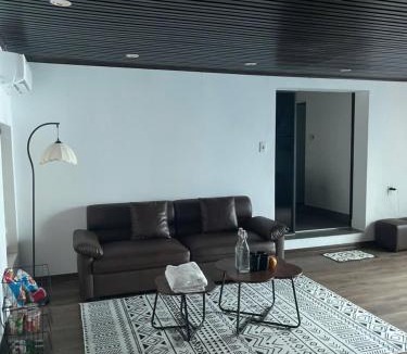 Lach Tray Apartment | HOMIE Stay