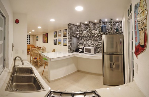 Granjas del Marques Villa | HominngBird