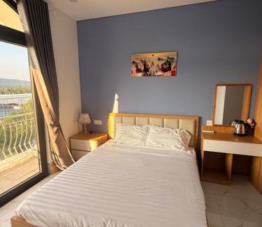Ganh Dau House | HONG HA Hotel Grand world