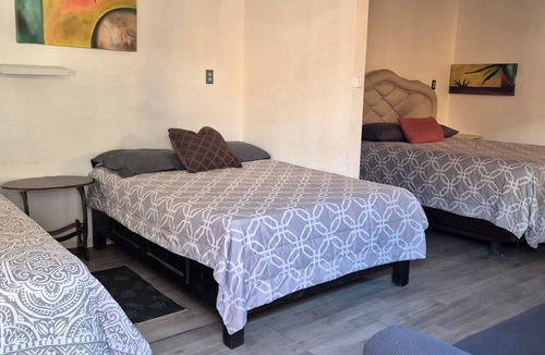 Valle Dorado Hotel | Hostal Ekda