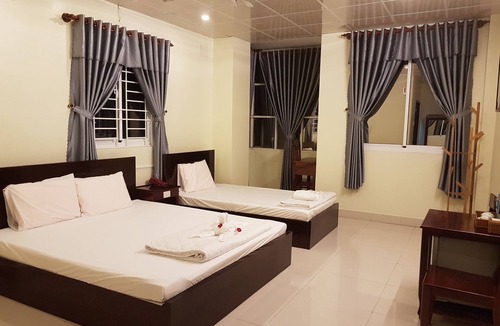 Chau Doc Hotel | Hostel Dang Loi