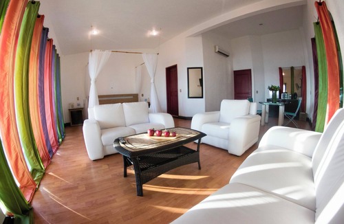 Coyuca de Benitez Hotel | Hotel Boutique Punta Jamaica