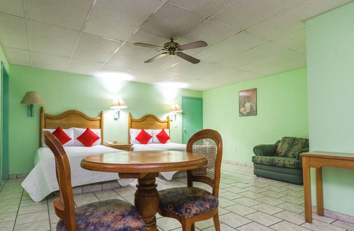 Downtown Guadalajara Hotel | Hotel Canada