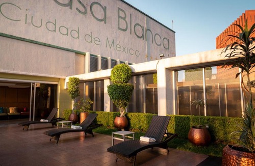 Cuauhtemoc Hotel | Hotel Casa Blanca