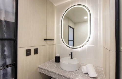 Avenida Revolucion Hotel | Hotel Indigo Tijuana Downtown by IHG