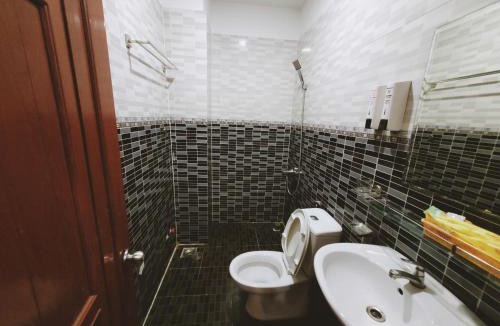 Phuong 15 Hotel | Hotel KHANG MẠNH
