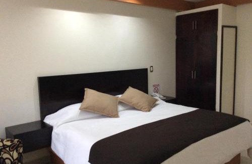 Huejutla de Reyes Hotel | Hotel La Media Luna Inn
