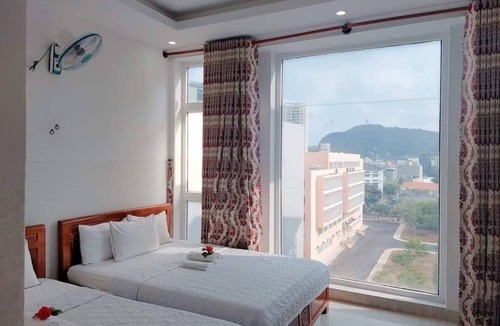 Cam Giang Hostel | Hotel London