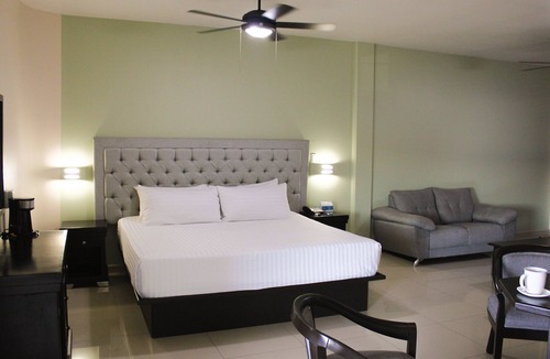 La Piedad Hotel | Hotel Mirage
