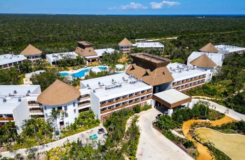 Ek Balam Village Hotel | Hotel Mundo Maya Tulum