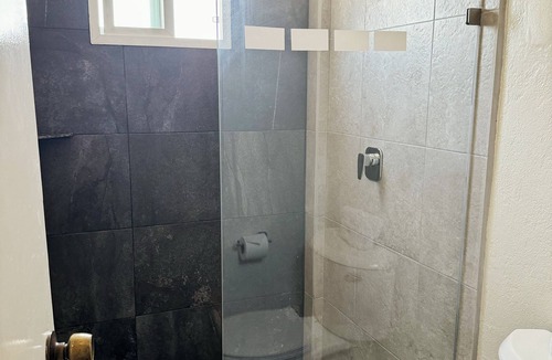 Avenida Revolucion Hotel | Hotel Paris