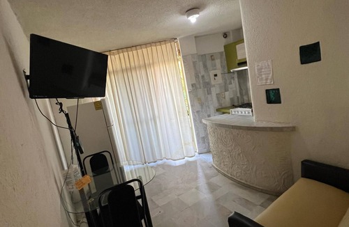 Costera Acapulco Hotel | Hotel Suite Jazmin