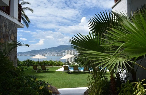 Nuevo Centrode Poblacion House | House for vacation rental in Acapulco for a few days of rest with amenities