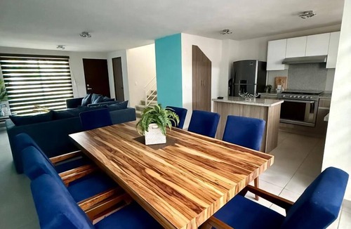 Boulevard Barra Vieja House | House in Acapulco Diamante
