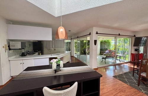 Tlaltenango House | HOUSE WITH BEAUTIFUL GARDEN AND TERRACE