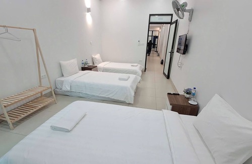 Soc Son Hotel | HT Airport Inn