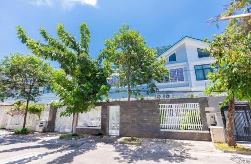 Vung Tau Villa | Huong Giang Seaside Villa, Vung Tau
