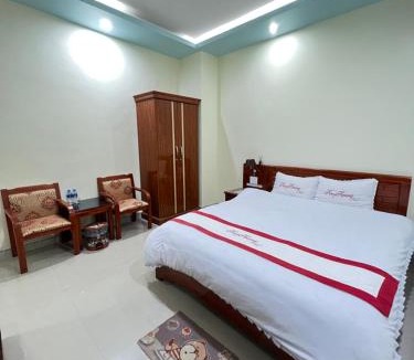 Dong Van Hotel | Huy Hoàng Hotel