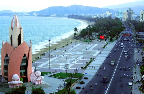 Tran Phu Beach Hotel | IBIZA Nha Trang Hotel