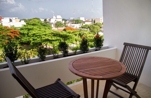 Centro Apartment | In The Heart Of Playa 2 Block From 5th Ave 3 Blocks From Beach