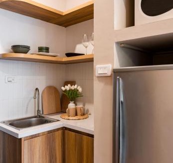 Yen Phu Apartment | Inam Home Lakeview Apartments