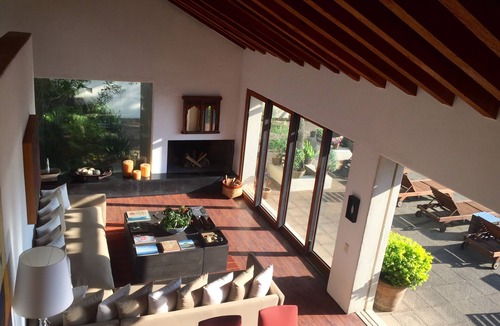 Centro House | Incredible lake view, wonderful house, best service. Right in town.