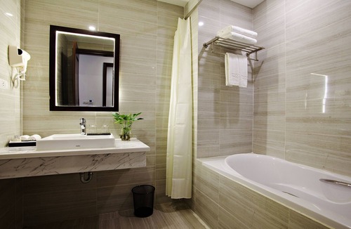 Dich Vong Hau Hotel | Inearth Hotel Hanoi