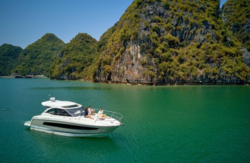 Ha Long Boat Rental | Jeanneau Leader 36 Yacht Charter - Vietyacht Marina Club Halong Bay Cruise