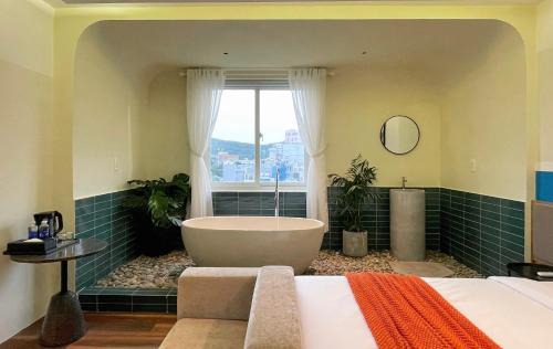 Thang Tam Hotel | Joi Boutique Bãi Sau