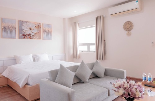 Tinh Gia Hotel | Juna Hotel