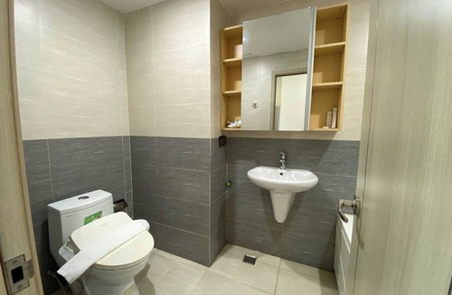 Tinh Gia Hotel | Juna Hotel