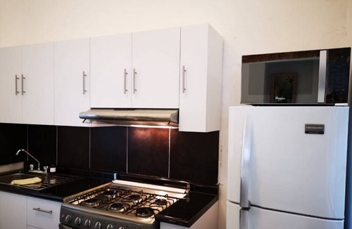 Puebla Historic Center Apartment | Just 3 blocks from Cathedral, fully restored, high ceilings and modern finishes.