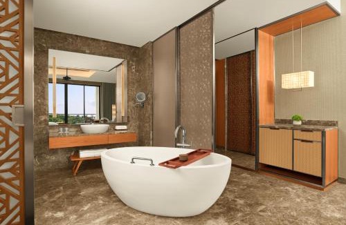 Cam Lam Hotel | JW Marriott Cam Ranh Bay Resort & Spa