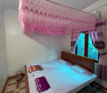 Ngoi Tu House | Kính kiều homestay