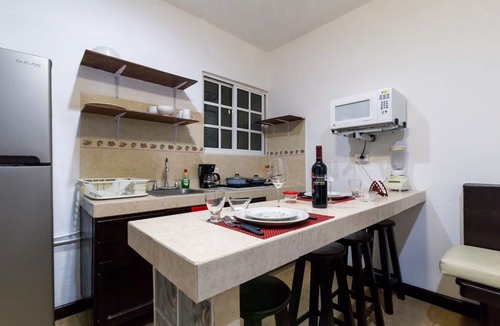Downtown Apartment | Katrina Double Balcony Apartment 5th Avenue