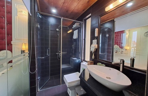 Soc Son Hotel | Kawasaki Noibai Hotel