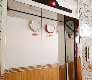 District 11 Hotel | Khách sạn Anh Thư