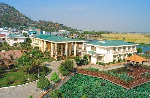 Nui Sam Hotel | KHÁCH SẠN BẾN ĐÁ NÚI SAM