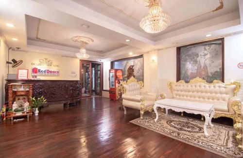 District 10 Hotel | Khách sạn Chi Lan Vy