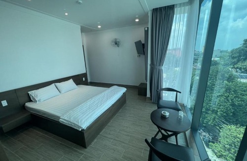 District 12 Hotel | Khách Sạn Hoa Phượng