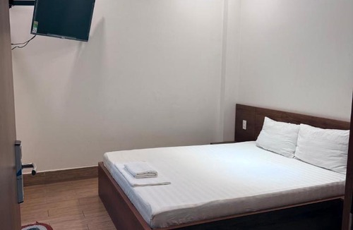 District 12 Hotel | Khách Sạn Hoa Phượng