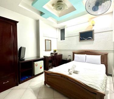 Tan Phu District Hotel | khách sạn Kim Long