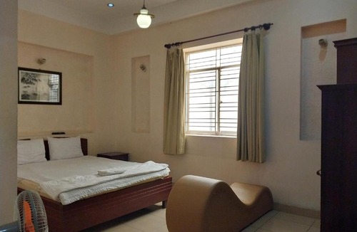 Binh Tan Hotel | Khách sạn Mai Hoàng 2