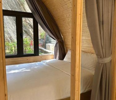 Moc Chau Hotel | Khách Sạn Nhiệt Đới Mộc Châu