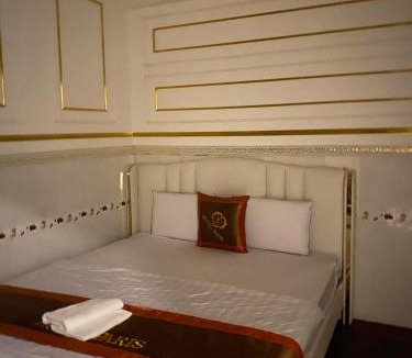 Binh Tan Hotel | Khách sạn PARIS 3 đường 38 phường Tân Tạo Quận Bình Tân