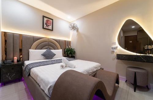 Binh Chanh Hotel | Khách Sạn Phát Tiến