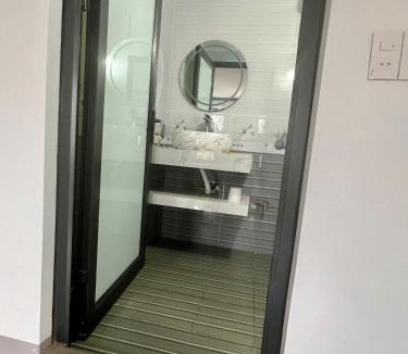 Hoang Hoa Hotel | Khách sạn tại Hải Tiến uy tín