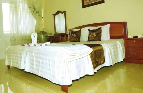 Cao Lanh Hotel | Khach San Huong Sen