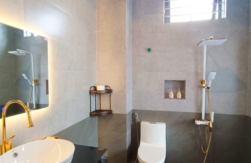 Huong Hoa Hotel | Khe Sanh Luxury Hotel